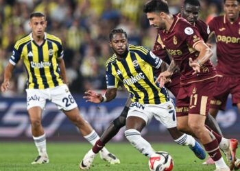 Tedescolu Fenerbahçe, Trabzonspor’u tek golle geçti