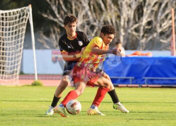 HERKES ONU KONUŞUYOR