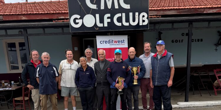 ÇİFTLER ŞAMPİYONU PORTAKALCIOĞLU VE EMİRZADE