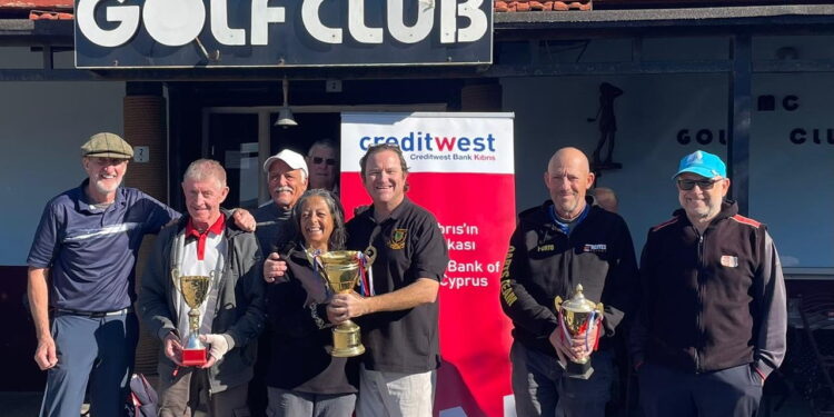 ŞAMPİYONLAR HOLLAND VE GRIFFITHS