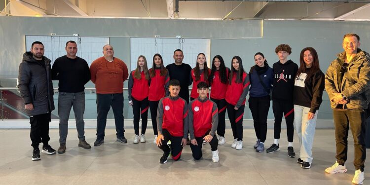 MİLLİLERİMİZ KÜRSÜ HEDEFLİYOR