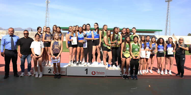 KURTULUŞ LİSESİ’NDEN ÇİFTE ZAFER