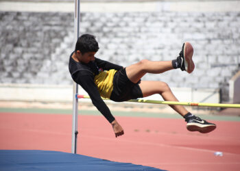 KÜÇÜK ATLETLER PİSTE ÇIKTI