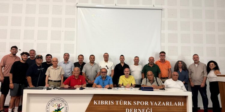 “YAPAY ZEKÂ VE SPOR HABERCİLİĞİ” KONUŞULDU