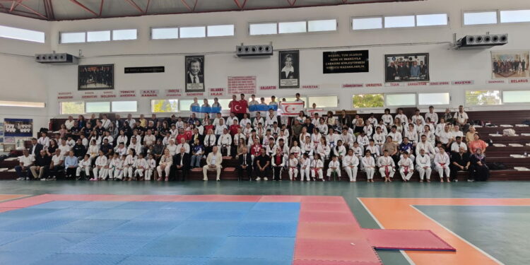 GİRNE’DE TAEKWONDO ŞÖLENİ